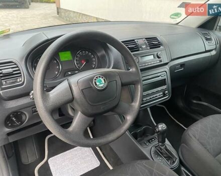 Сірий Шкода Фабія, об'ємом двигуна 1.2 л та пробігом 222 тис. км за 7200 $, фото 11 на Automoto.ua