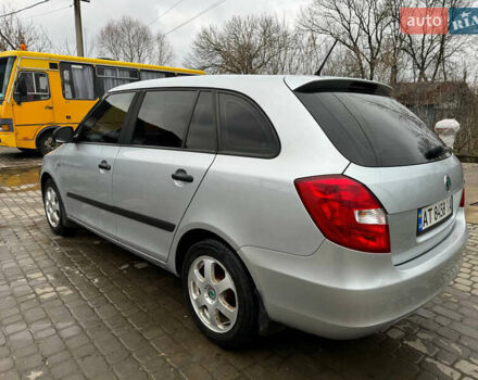 Серый Шкода Фабия, объемом двигателя 1.6 л и пробегом 250 тыс. км за 5999 $, фото 1 на Automoto.ua