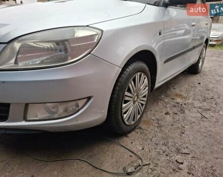 Серый Шкода Фабия, объемом двигателя 1.6 л и пробегом 299 тыс. км за 5000 $, фото 6 на Automoto.ua