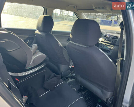 Серый Шкода Фабия, объемом двигателя 1.6 л и пробегом 240 тыс. км за 5600 $, фото 9 на Automoto.ua