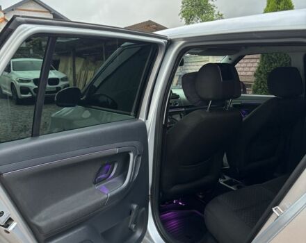 Серый Шкода Фабия, объемом двигателя 1.6 л и пробегом 274 тыс. км за 6500 $, фото 13 на Automoto.ua