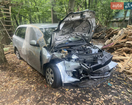 Сірий Шкода Фабія, об'ємом двигуна 1.39 л та пробігом 207 тис. км за 1600 $, фото 3 на Automoto.ua
