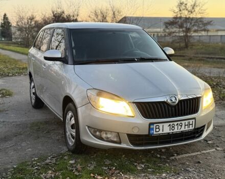 Серый Шкода Фабия, объемом двигателя 1.4 л и пробегом 240 тыс. км за 4750 $, фото 2 на Automoto.ua