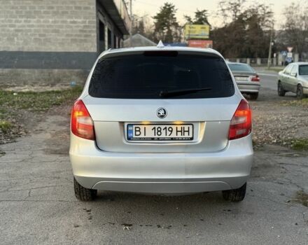 Серый Шкода Фабия, объемом двигателя 1.4 л и пробегом 240 тыс. км за 4750 $, фото 4 на Automoto.ua