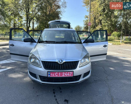 Серый Шкода Фабия, объемом двигателя 1.4 л и пробегом 196 тыс. км за 6150 $, фото 35 на Automoto.ua
