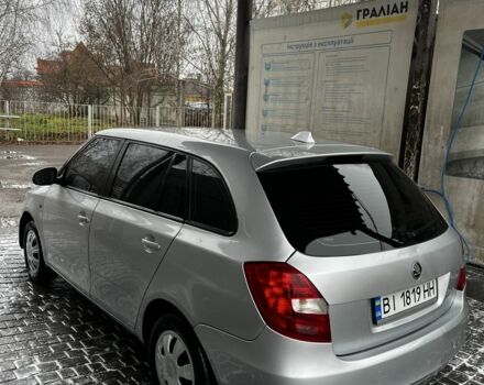 Серый Шкода Фабия, объемом двигателя 1.4 л и пробегом 350 тыс. км за 3700 $, фото 4 на Automoto.ua