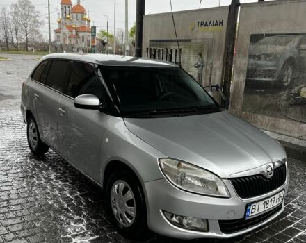 Серый Шкода Фабия, объемом двигателя 1.4 л и пробегом 350 тыс. км за 3700 $, фото 2 на Automoto.ua