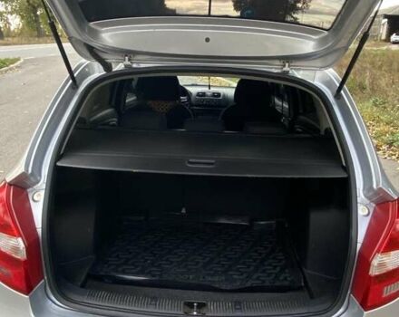 Серый Шкода Фабия, объемом двигателя 1.6 л и пробегом 240 тыс. км за 6150 $, фото 5 на Automoto.ua