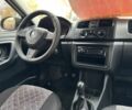 Серый Шкода Фабия, объемом двигателя 1.4 л и пробегом 180 тыс. км за 5750 $, фото 12 на Automoto.ua