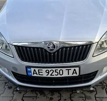 Сірий Шкода Фабія, об'ємом двигуна 1.6 л та пробігом 185 тис. км за 7200 $, фото 3 на Automoto.ua