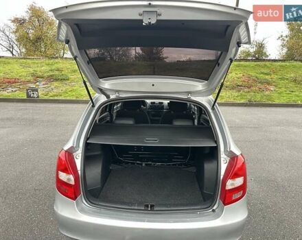 Серый Шкода Фабия, объемом двигателя 1.39 л и пробегом 180 тыс. км за 5500 $, фото 12 на Automoto.ua