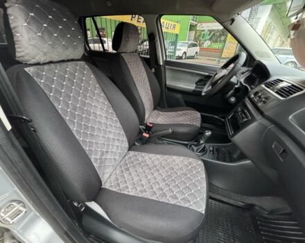 Серый Шкода Фабия, объемом двигателя 1.4 л и пробегом 180 тыс. км за 5750 $, фото 11 на Automoto.ua