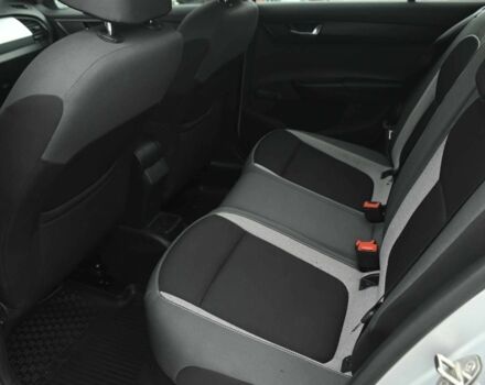 Шкода Фабия 2015 в Бердичеве на Automoto.ua Серый Шкода Фабия, объемом двигателя 1.4 л и пробегом 237 тыс. км за 8500 $, фото 14 на Automoto.ua