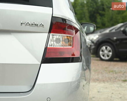 Сірий Шкода Фабія, об'ємом двигуна 1.4 л та пробігом 237 тис. км за 8800 $, фото 8 на Automoto.ua