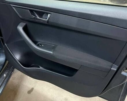 Серый Шкода Фабия, объемом двигателя 1.42 л и пробегом 275 тыс. км за 7600 $, фото 26 на Automoto.ua