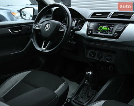 Серый Шкода Фабия, объемом двигателя 1.4 л и пробегом 238 тыс. км за 8400 $, фото 29 на Automoto.ua