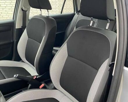 Сірий Шкода Фабія, об'ємом двигуна 1.2 л та пробігом 148 тис. км за 7800 $, фото 15 на Automoto.ua