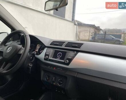 Сірий Шкода Фабія, об'ємом двигуна 1.2 л та пробігом 148 тис. км за 7800 $, фото 9 на Automoto.ua