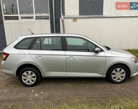 Сірий Шкода Фабія, об'ємом двигуна 1.2 л та пробігом 148 тис. км за 7800 $, фото 4 на Automoto.ua