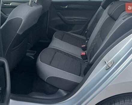 Сірий Шкода Фабія, об'ємом двигуна 1.6 л та пробігом 52 тис. км за 14854 $, фото 10 на Automoto.ua