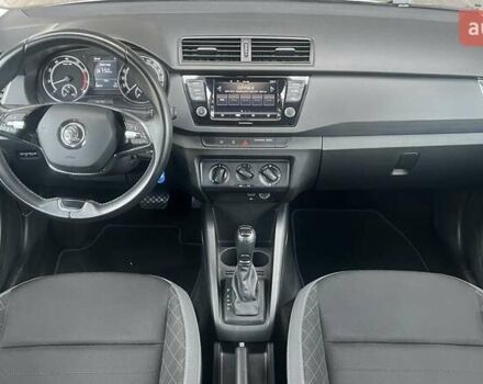 Сірий Шкода Фабія, об'ємом двигуна 1.6 л та пробігом 52 тис. км за 14854 $, фото 7 на Automoto.ua