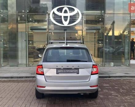 Сірий Шкода Фабія, об'ємом двигуна 1.6 л та пробігом 52 тис. км за 14854 $, фото 3 на Automoto.ua