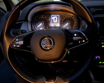 Серый Шкода Фабия, объемом двигателя 1 л и пробегом 71 тыс. км за 11400 $, фото 32 на Automoto.ua