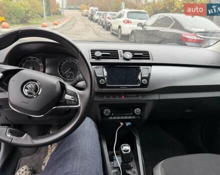 Серый Шкода Фабия, объемом двигателя 1 л и пробегом 71 тыс. км за 11400 $, фото 14 на Automoto.ua