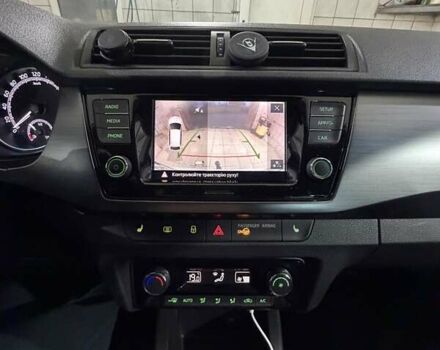 Серый Шкода Фабия, объемом двигателя 1 л и пробегом 71 тыс. км за 11400 $, фото 25 на Automoto.ua