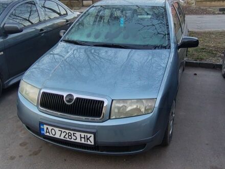 Серый Шкода Фабия, объемом двигателя 1.4 л и пробегом 275 тыс. км за 3300 $, фото 1 на Automoto.ua