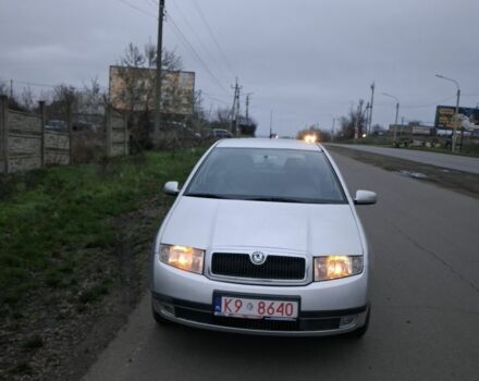 Серый Шкода Фабия, объемом двигателя 1.4 л и пробегом 150 тыс. км за 3800 $, фото 1 на Automoto.ua