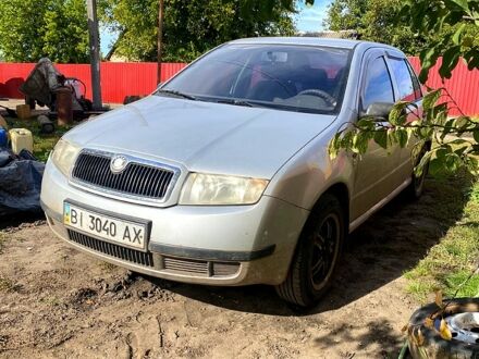 Серый Шкода Фабия, объемом двигателя 1.4 л и пробегом 327 тыс. км за 1950 $, фото 1 на Automoto.ua