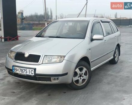 Серый Шкода Фабия, объемом двигателя 1.39 л и пробегом 226 тыс. км за 3350 $, фото 1 на Automoto.ua