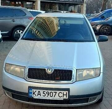 Серый Шкода Фабия, объемом двигателя 1.4 л и пробегом 171 тыс. км за 3000 $, фото 1 на Automoto.ua