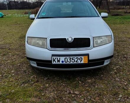 Серый Шкода Фабия, объемом двигателя 1.4 л и пробегом 196 тыс. км за 4900 $, фото 1 на Automoto.ua