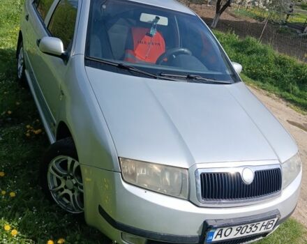 Серый Шкода Фабия, объемом двигателя 1.4 л и пробегом 317 тыс. км за 3000 $, фото 1 на Automoto.ua