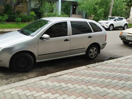 Шкода Фабія 2002 у Миколаєві на Automoto.ua Сірий Шкода Фабія, об'ємом двигуна 0.14 л та пробігом 1 тис. км за 3000 $, фото 1 на Automoto.ua