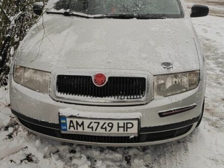 Серый Шкода Фабия, объемом двигателя 0 л и пробегом 350 тыс. км за 3500 $, фото 1 на Automoto.ua