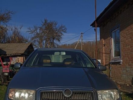 Сірий Шкода Фабія, об'ємом двигуна 1.5 л та пробігом 160 тис. км за 1400 $, фото 1 на Automoto.ua