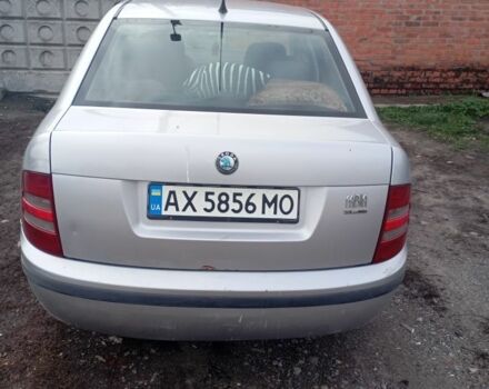 Серый Шкода Фабия, объемом двигателя 1.4 л и пробегом 220 тыс. км за 2800 $, фото 1 на Automoto.ua