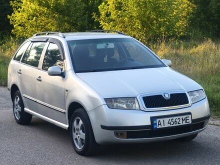 Шкода Фабия 2002 в Мироновке на Automoto.ua Серый Шкода Фабия, объемом двигателя 1.4 л и пробегом 237 тыс. км за 3000 $, фото 1 на Automoto.ua