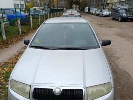 Серый Шкода Фабия, объемом двигателя 1.4 л и пробегом 288 тыс. км за 1888 $, фото 1 на Automoto.ua