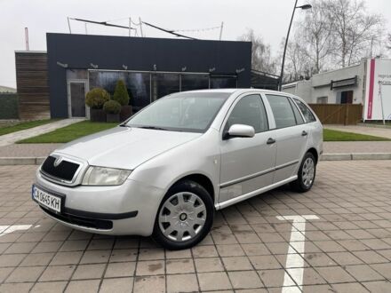 Сірий Шкода Фабія, об'ємом двигуна 1.4 л та пробігом 252 тис. км за 4200 $, фото 1 на Automoto.ua