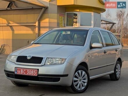 Шкода Фабія 2003 у Дубно на Automoto.ua Сірий Шкода Фабія, об'ємом двигуна 1.4 л та пробігом 206 тис. км за 4750 $, фото 1 на Automoto.ua