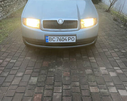 Серый Шкода Фабия, объемом двигателя 1.4 л и пробегом 258 тыс. км за 3800 $, фото 1 на Automoto.ua