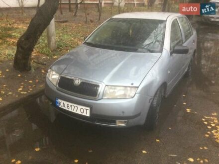 Сірий Шкода Фабія, об'ємом двигуна 1.39 л та пробігом 227 тис. км за 3000 $, фото 1 на Automoto.ua