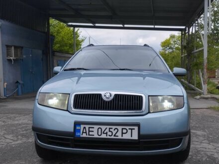 Шкода Фабія 2003 у Дніпро (Дніпропетровську) на Automoto.ua Сірий Шкода Фабія, об'ємом двигуна 1.4 л та пробігом 200 тис. км за 3900 $, фото 1 на Automoto.ua