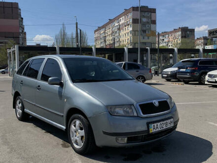 Шкода Фабія 2003 у Дніпро (Дніпропетровську) на Automoto.ua Сірий Шкода Фабія, об'ємом двигуна 1.39 л та пробігом 190 тис. км за 3290 $, фото 1 на Automoto.ua