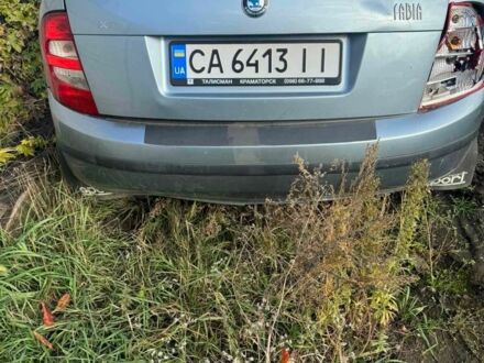 Шкода Фабія 2003 у Кривому Розі на Automoto.ua Сірий Шкода Фабія, об'ємом двигуна 1.4 л та пробігом 160 тис. км за 650 $, фото 1 на Automoto.ua