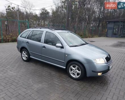 Серый Шкода Фабия, объемом двигателя 1.39 л и пробегом 277 тыс. км за 4400 $, фото 1 на Automoto.ua